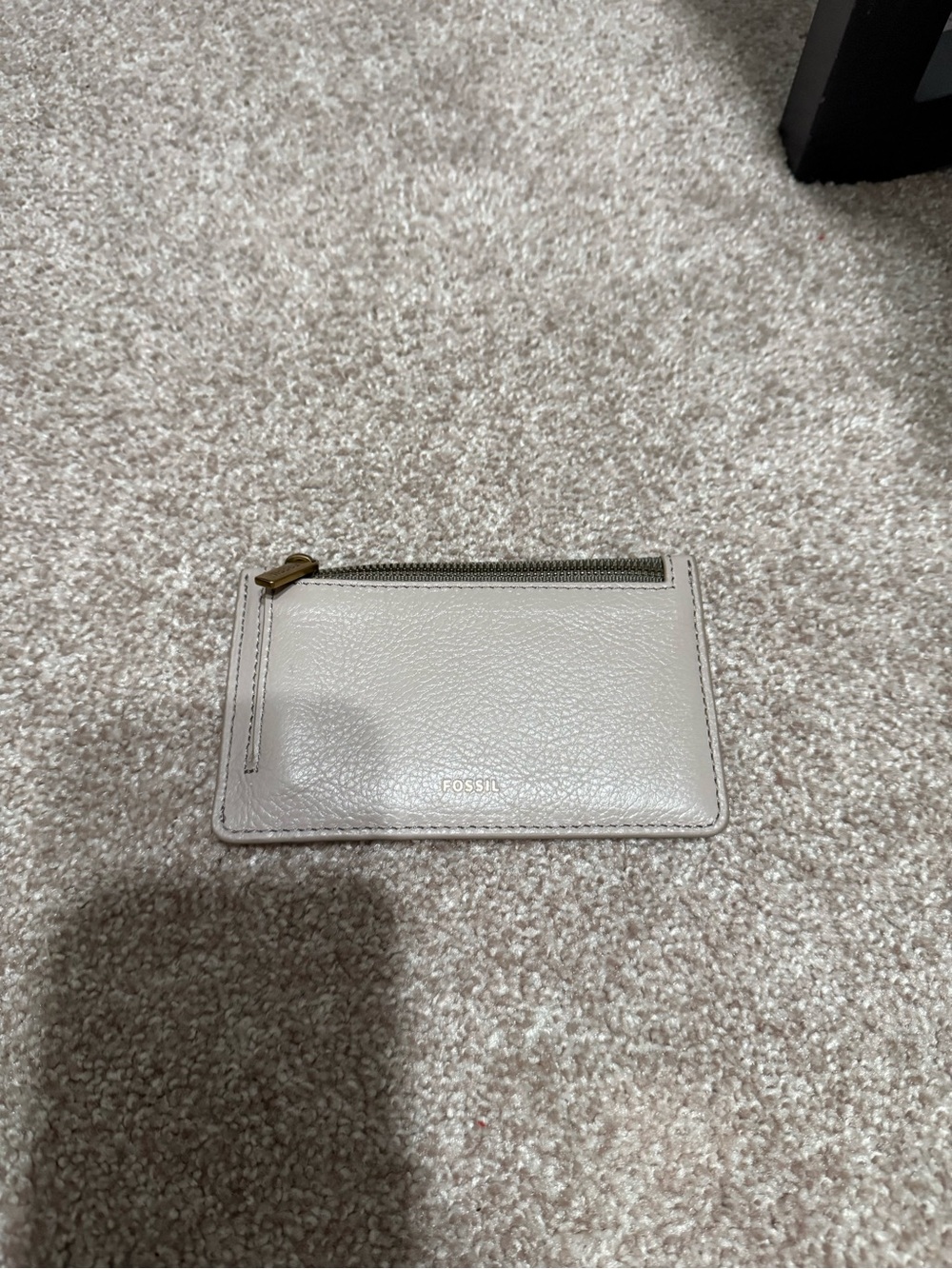 Fossil Light Taupe Leather Zip Card Pouch